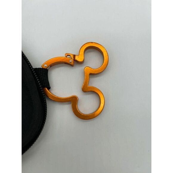 Disney's Speaker Case Perry The Platypus for Player 3.5 mm Jack Safety Clip NEW - Picture 3 of 10